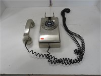 Wall telephone