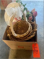 Box lot assorted baskets, plastic table cloths