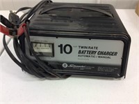 Schmacher Battery Charger