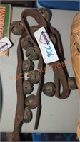 vintage sleigh bells ( leather in bad shape)