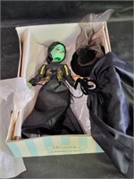 Madame Alexander Wicked Witch Doll - Note