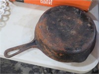 GRISWOLD #6 CAST IRON SKILLET