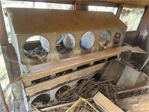 Contents of bus- 15 hole chicken roost, jacks
