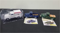 3 Diecast Vintage Trucks