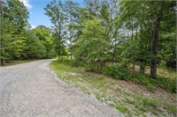 ONLINE AUCTION: VACANT BUILDING LOT on 1.1 Ac±