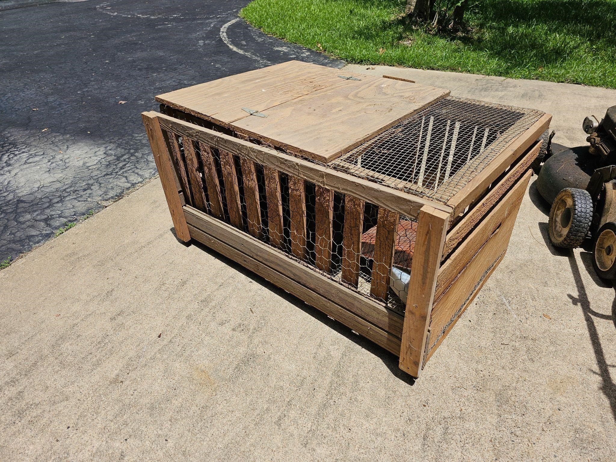 Wooden brooder box