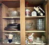 Contents of upper kitchen cabinet