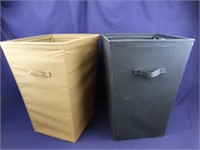 Two Wire Frame Canvas Tote/Laundry Hamper