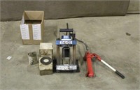 Portable Dayco Hydraulic Hose Maker with Oil and