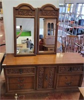 DIXIE FURN DRESSER, 2 MIRRORS