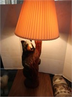 Handcarved Wooden Bear on Tree Lamp w/Shade