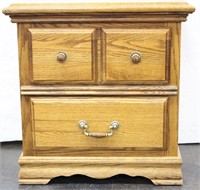 TRADITIONS Furniture 2-Drawer Oak Night Stand