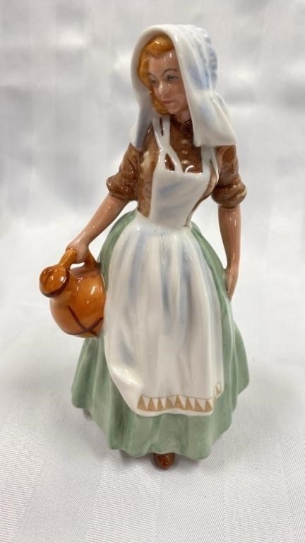 Royal Doulton figurine the Milkmaid