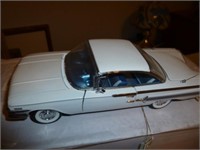 1960 Chevy Impala Franklin Mint Die Cast Model
