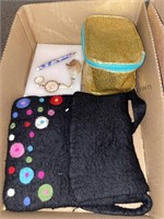 Mixed box lot includes handbag, Dreamcatcher with