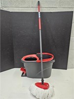 New ADJ Extendable Handle  O Cedar Mop & Bucket