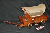 Vintage wooden "covered wagon" T.V. lamp