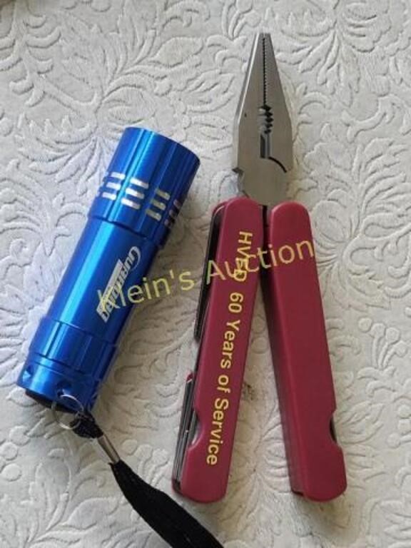 9 led flashlight & multi tool pliers