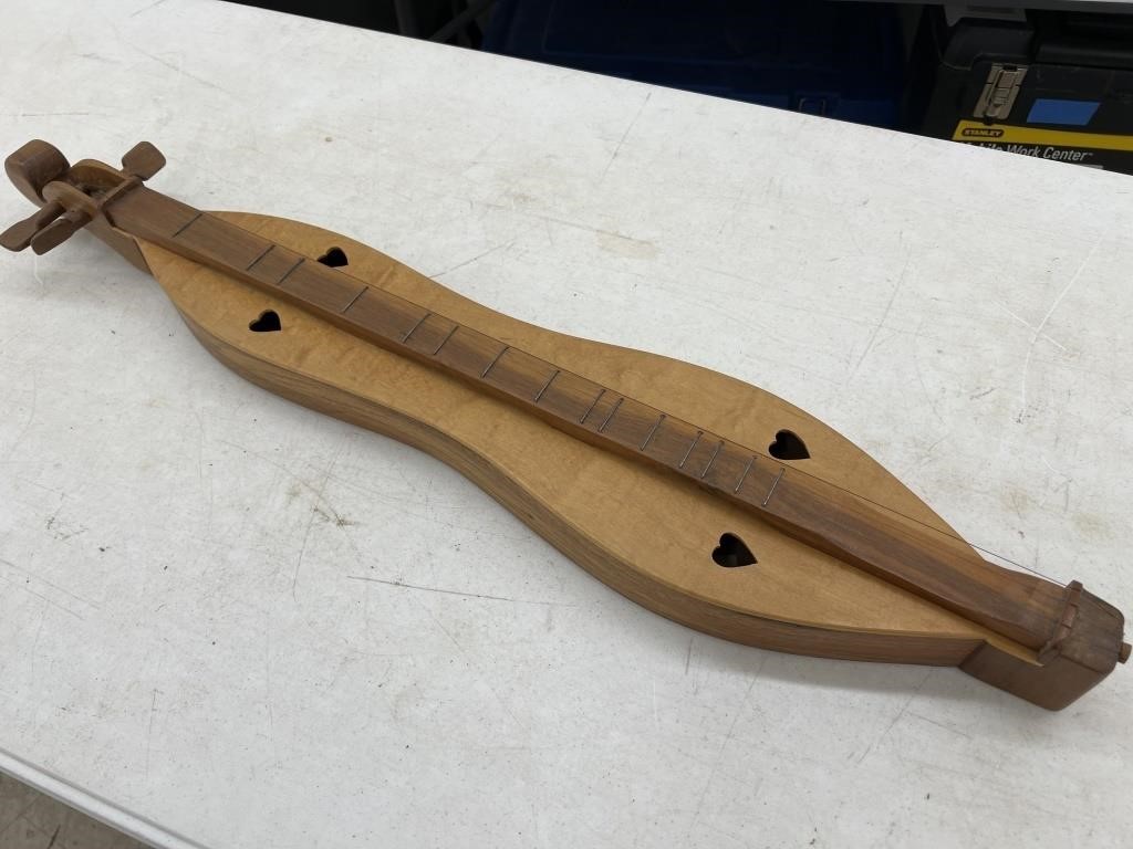 Mountain Dulcimer