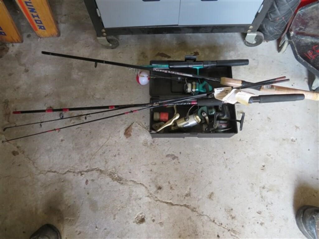 2 Fishing Rods * Reels * Ice Fishing Rod