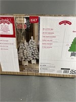 Set of 2 3.5 feet flocked Christmas trees