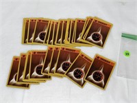 LOT OF 31 VINTAGE POKEMON CARDS