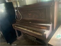 Antique Schulz upright piano 1920s or older?