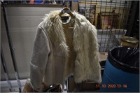 Ladie's Axana New York Faux Fur Wrap