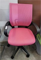 ADJUSTABLE PINK OFFICE CHAIR