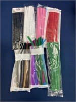 Assorted color pipe cleaners