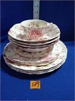ROSE CHINTZ Johnson Bros England china plates bowl