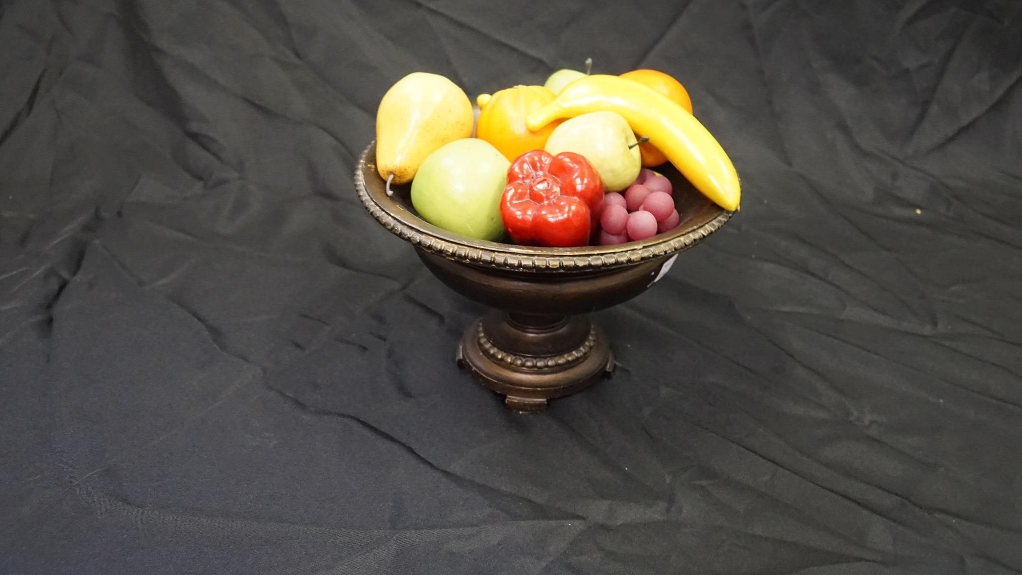 Decorative fruit bowl.