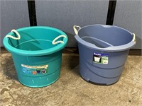 2 Plastic Utility Tubs