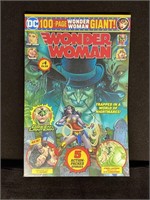DC Comics WONDER WOMAN Giant #4 Comic Book