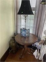 Lamp, Picture And Table 23x24