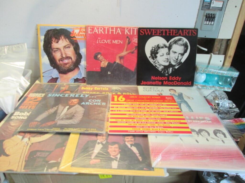 LOT OF 11 ASSORTED VINTAGE RECORDS ALBUMS