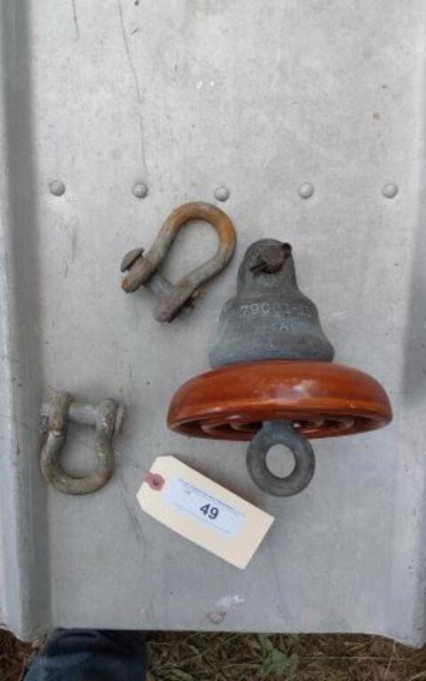 VINTAGE INSULATOR AND 2 MINI CLEVIS'S