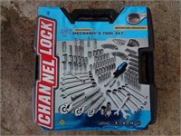 187 Piece Mechanics Tool Set