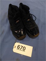 Nike Air Shoes - Size 5.5 Y