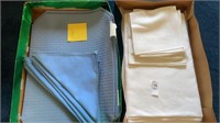 New blue placemats -6 & linen napkins -6