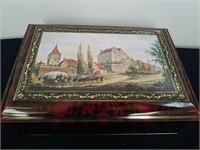 14.5 x 10 x 5 inch vintage metal tin