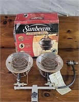 Sunbeam Grill & Dyna-Glo Gas Heat Lamp