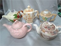 5 Collectible Teapots