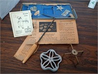 Awesome vintage rosette iron set