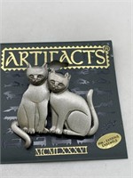 ARTIFACTS CAT PIERCED EARRING/BROOCH