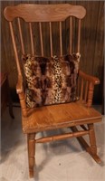 Vntg Wood Rocking Chair w/Pillow