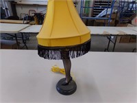 Leg lamp