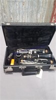 Vito clarinet in case