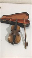 Miniature Violin with Bow and Case K15B