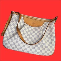 Louis Vuitton Siracusa Shoulder Crossbody MM